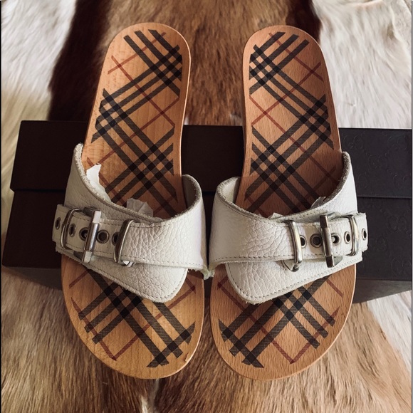 ❌SOLD❌✳️ BURBERRY GORG SLIDES/CLOGS EUC s 6.5-7✳️ - Picture 3 of 10